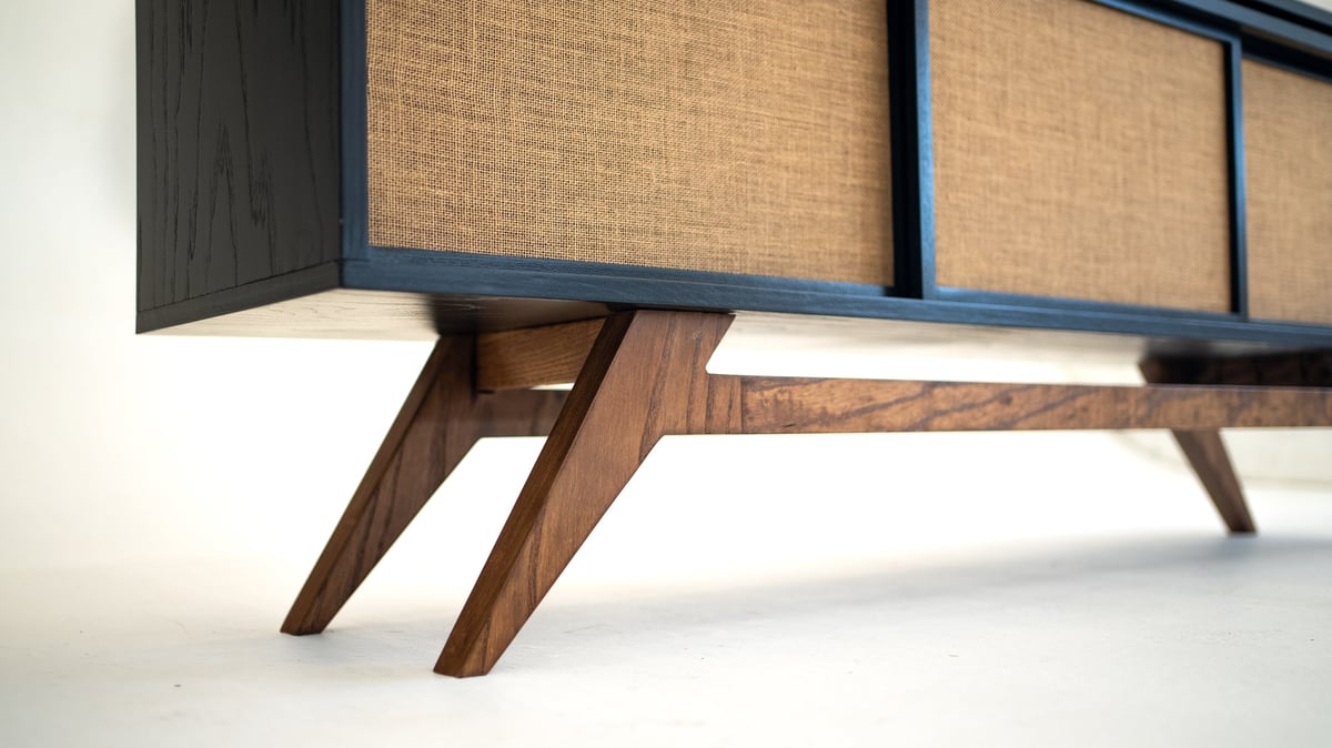 Black Oak record stand detail