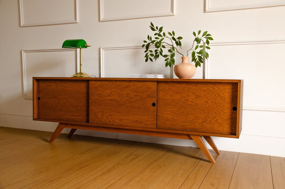 Red Oak Mid Century Modern TV Stand Media Console Record Player Vinyl Storage