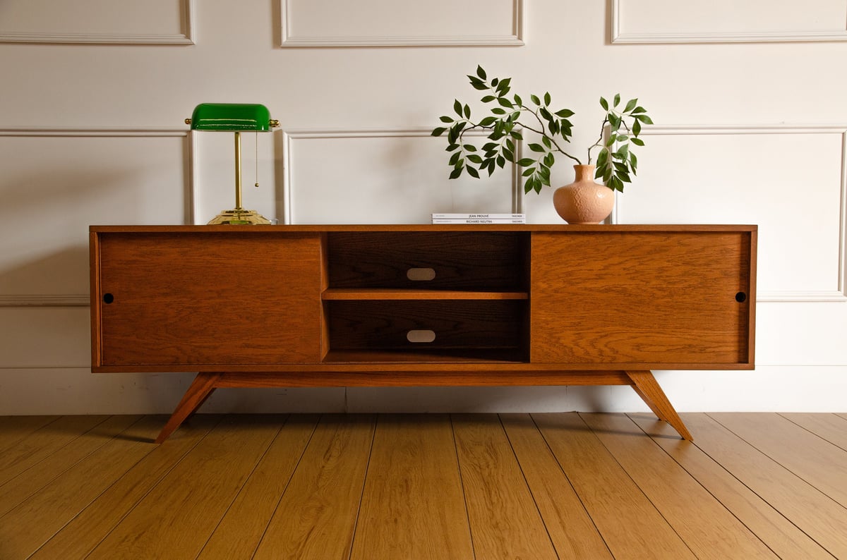 Red Oak Mid Century Modern TV Stand Media Console Record Player Vinyl Storage